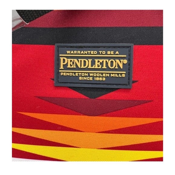New Pendleton Packable Picnic Camping Blanket Sku Pendleton2 - Picture 2 of 10